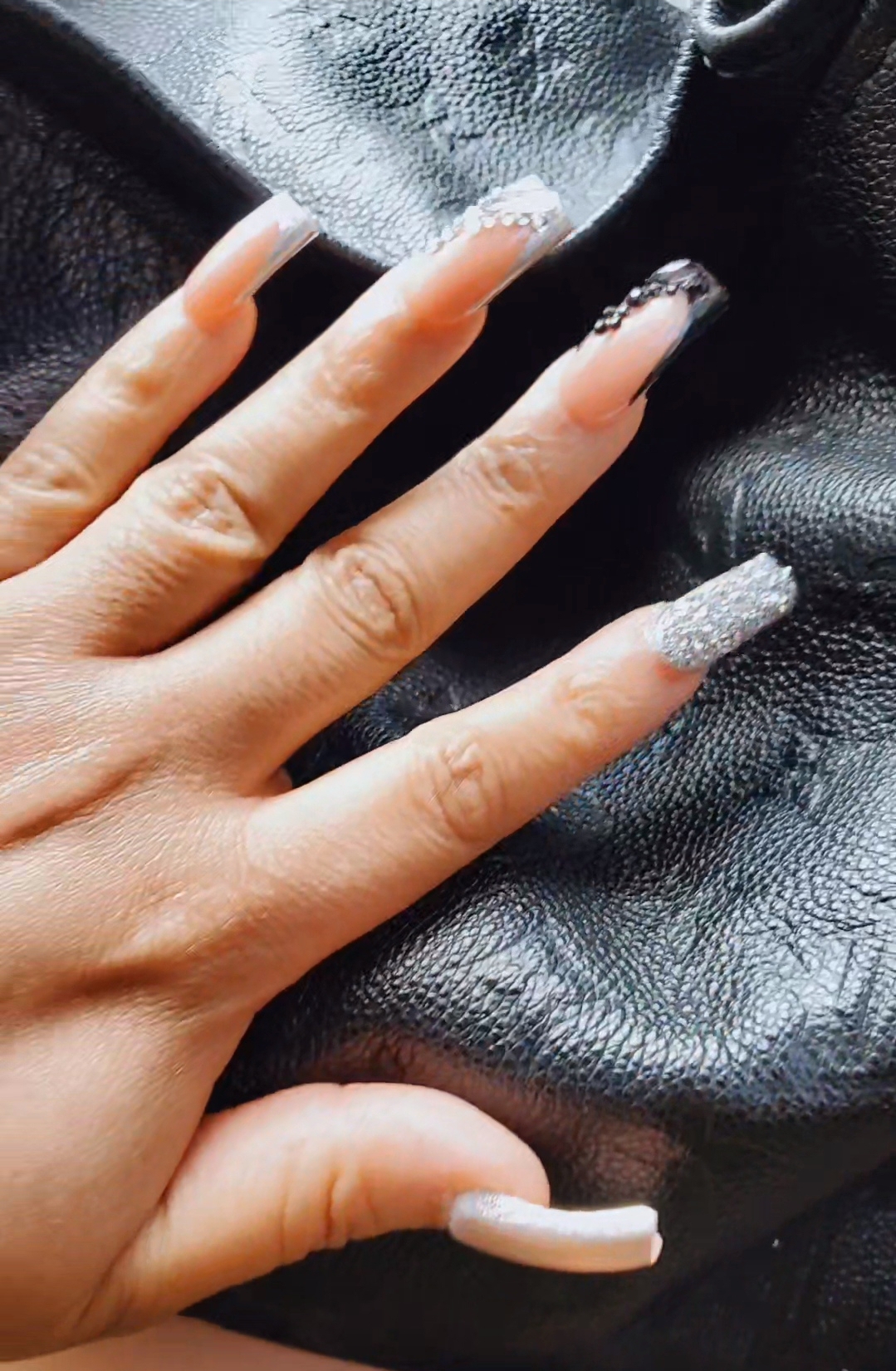 UltraViolet Naillounge nail photo 3
